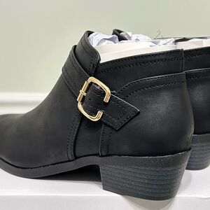Black Ankle Boots with Gold Buckle Size 8.5 NWT New in Box